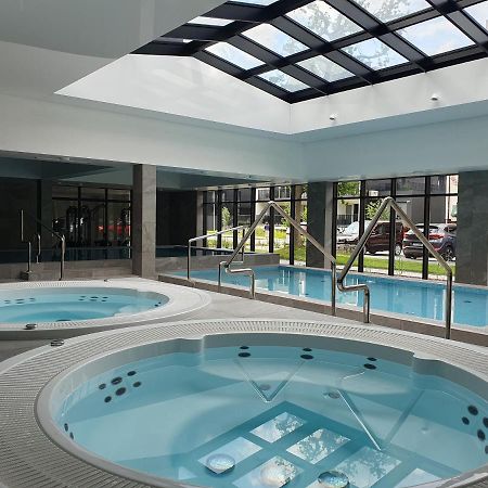 Green Port Spa Kolobrzeg Stylowy Loft- W Cenie Klimatyzacja, Baseny, 2 Jacuzzi, Sauna, Szlafroki, Bawialnia Ngoại thất bức ảnh